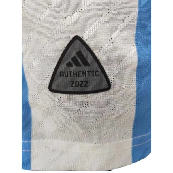 Messi Home Jersey T-shirt of Argentina Uniform in World Cup Qatar 2022 Championship - 3 Stars Version Signed by Messi - Image 7